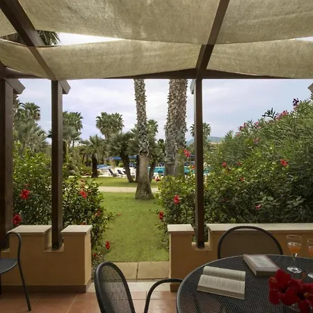 Tranquil Lantana 2 Bedroom Sleeps 7 Persons Apartment *