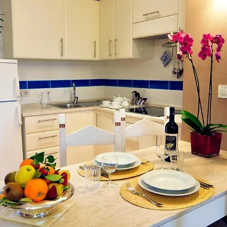Apartment Tranquil Lantana 2 Bedroom Sleeps 7 Persons